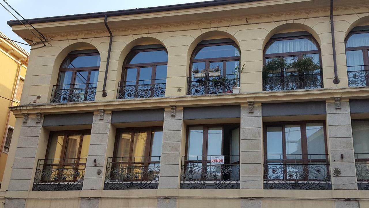 Casa Di Silvia - City Center Верона Экстерьер фото